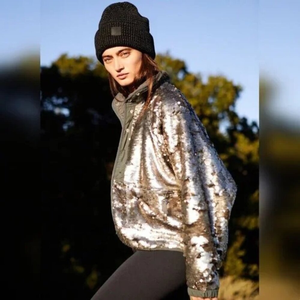✨3x HP✨Free People Movement Hit The Slopes Sequin Jacket NWT - Picture 3 of 10